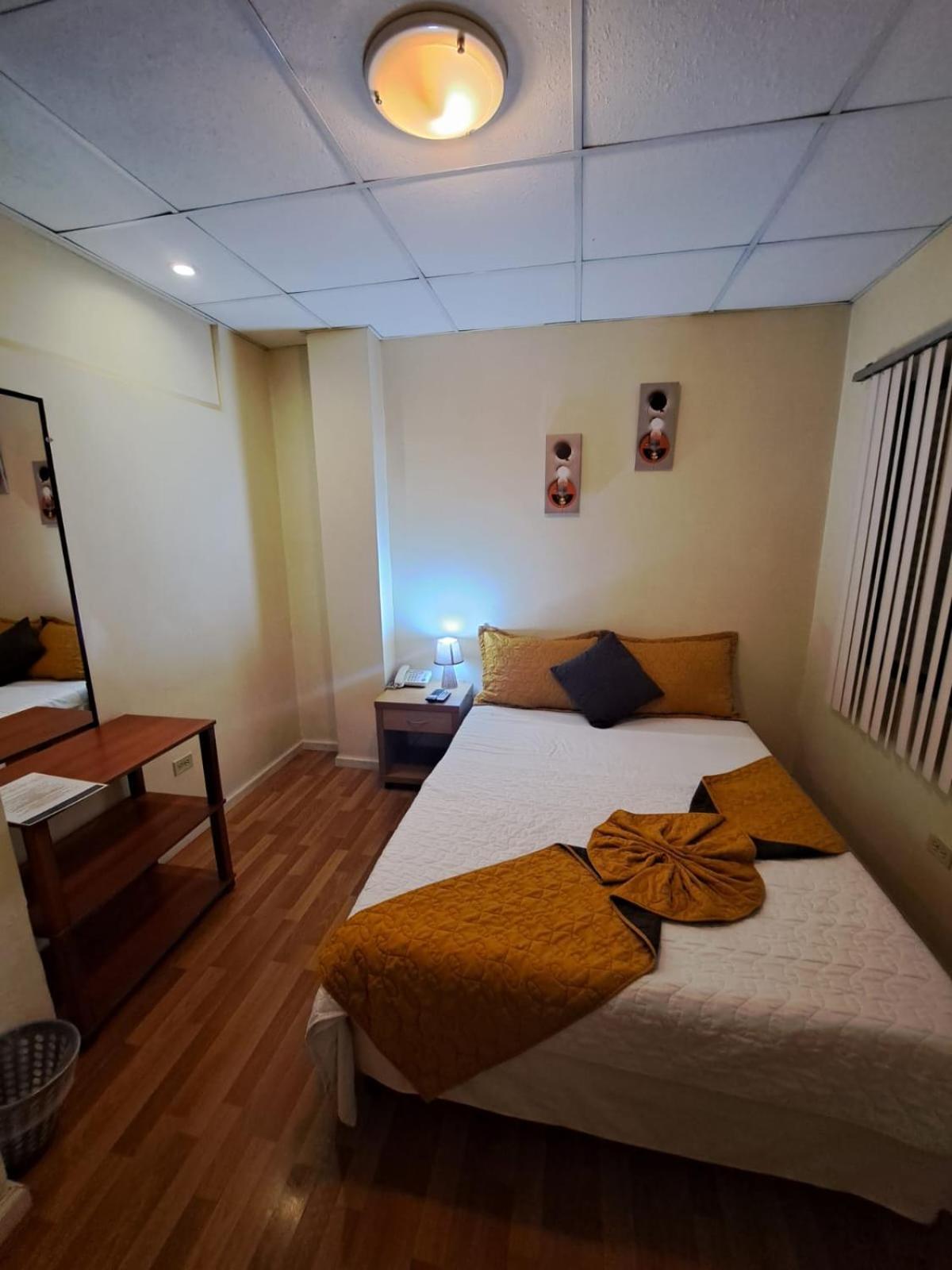 Hotel Mariscal Inn & Suite Cuenca Exterior foto